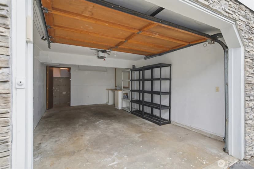 Property photo for 12516 Se 32nd Street #27, Bellevue photo 35