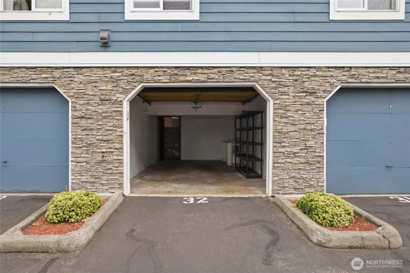 Property photo for 12516 Se 32nd Street #27, Bellevue photo 34