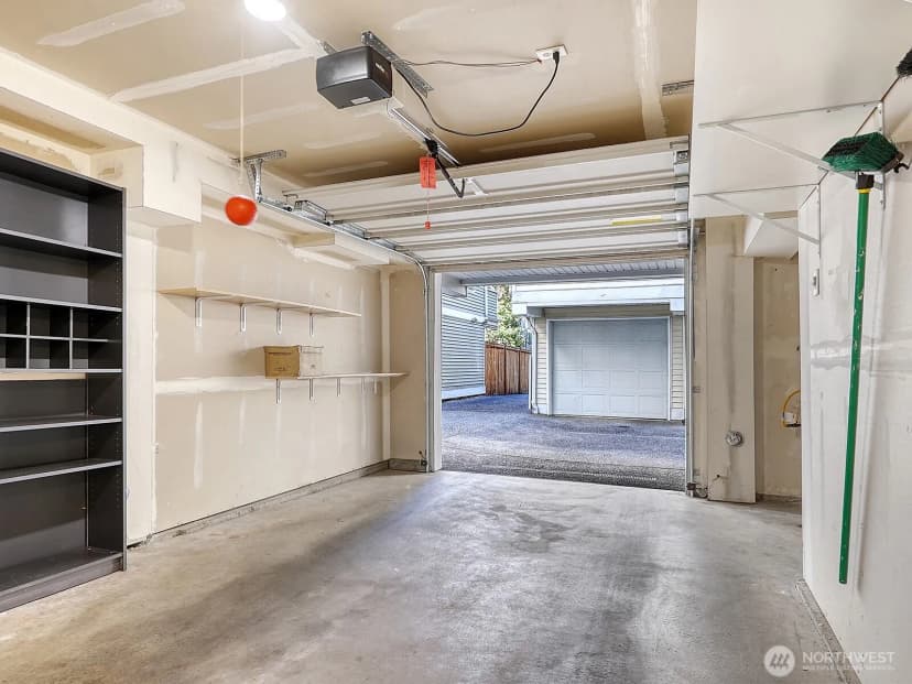 Property photo for 8529 Midvale Avenue N #c, Seattle photo 19