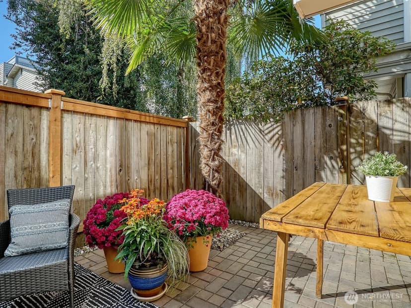 Property photo for 8529 Midvale Avenue N #c, Seattle photo 12