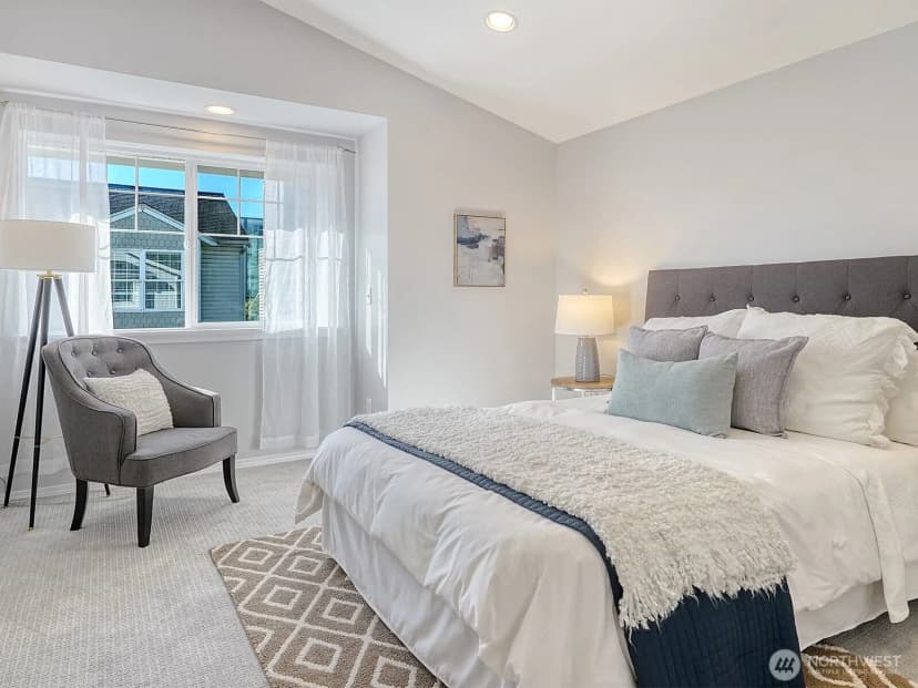 Property photo for 8529 Midvale Avenue N #c, Seattle photo 13