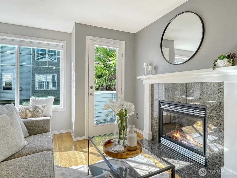 Property photo for 8529 Midvale Avenue N #c, Seattle photo 7