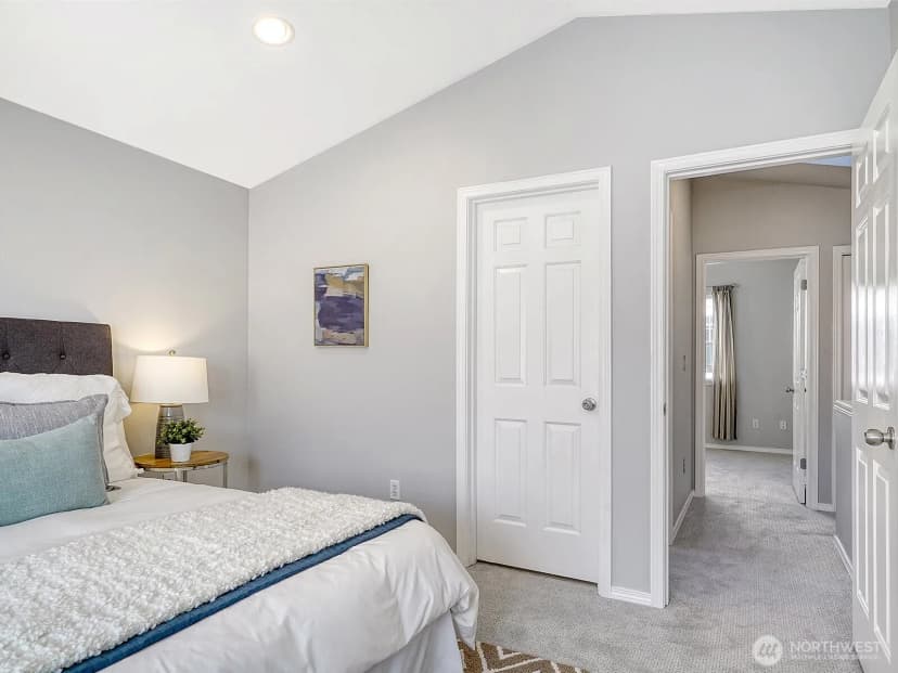 Property photo for 8529 Midvale Avenue N #c, Seattle photo 14