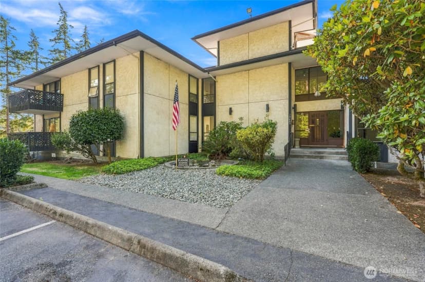 Property photo for 19409 56th Avenue W #301, Lynnwood photo 22