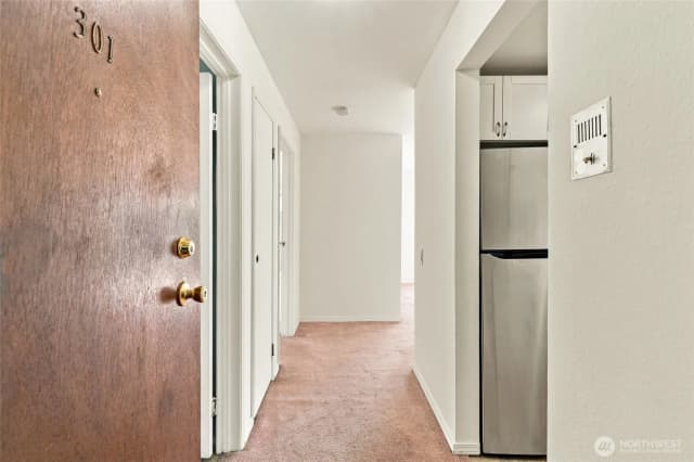 Property photo for 19409 56th Avenue W #301, Lynnwood photo 4