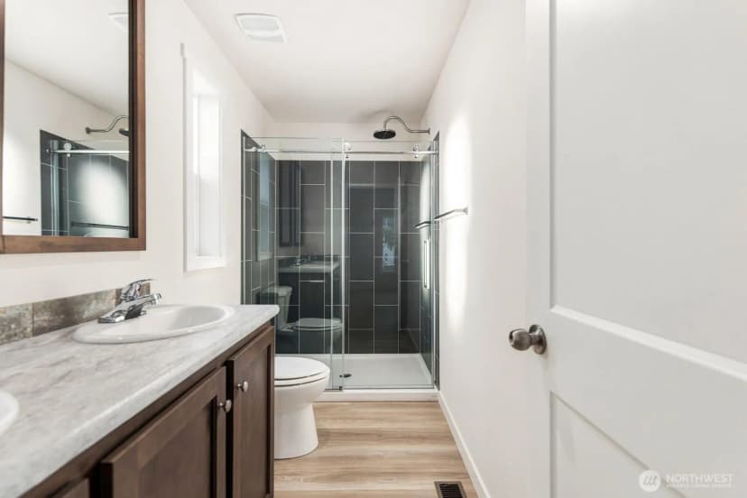 Property photo for 1540 Maple Lane S #33, Kent photo 15