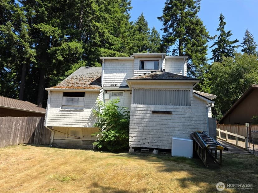 Property photo for 14629 24th Avenue Sw, Burien photo 2