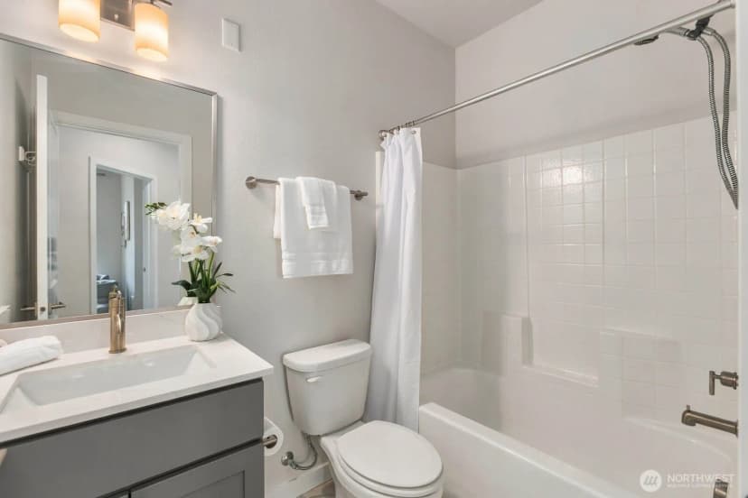 Property photo for 1237 Se Meander Way #302f, North Bend photo 25