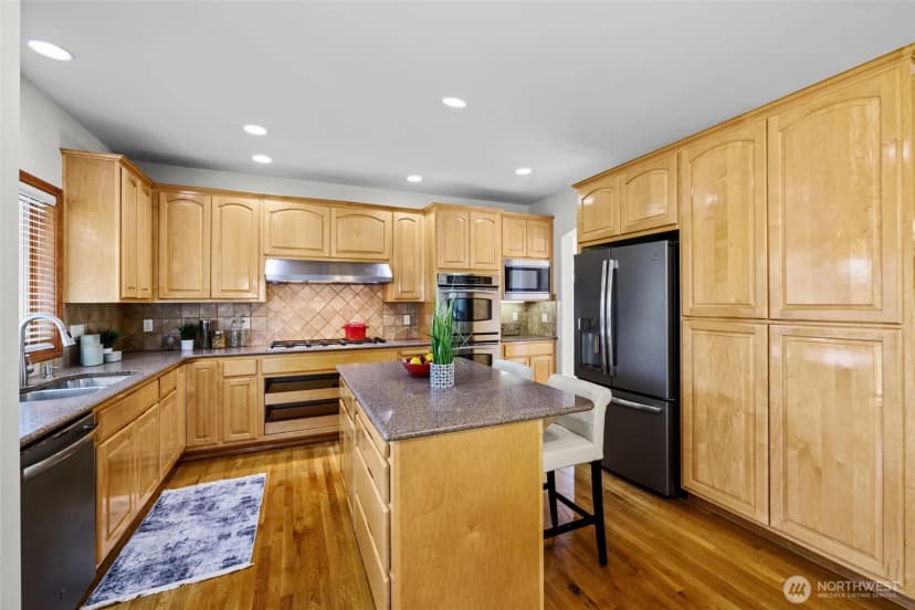 Property photo for 4422 240th Place Se, Bothell photo 8