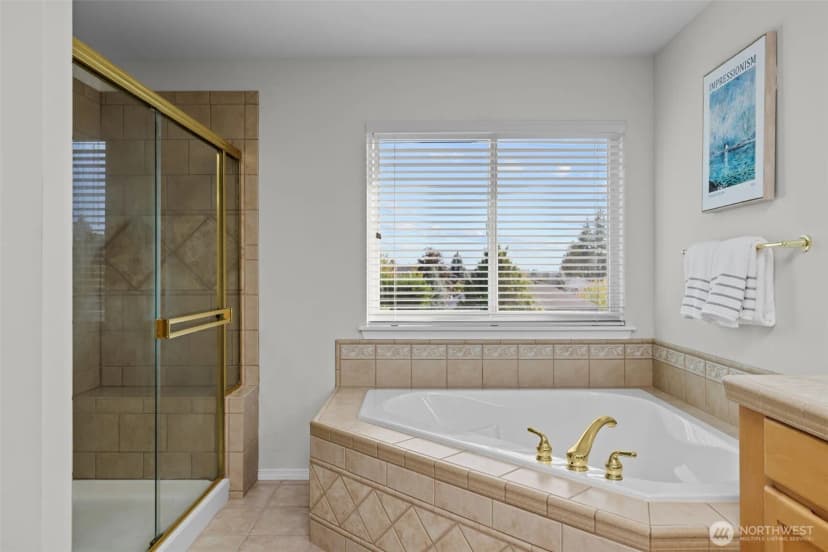 Property photo for 4422 240th Place Se, Bothell photo 28