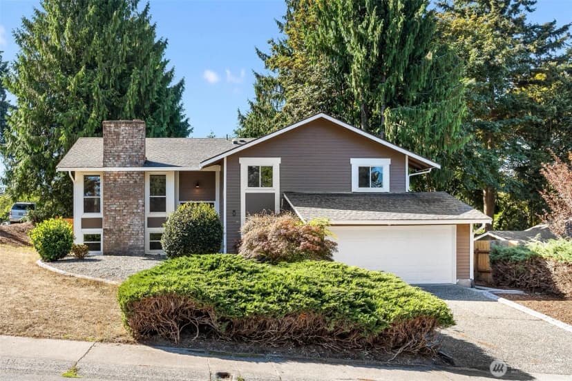 Property photo for 4203 Sw 328th Street, Federal Way photo 2