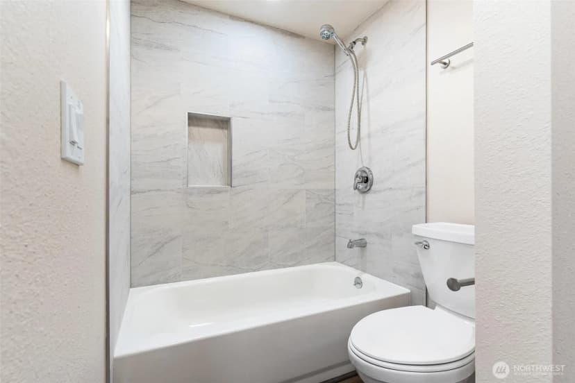 Property photo for 4203 Sw 328th Street, Federal Way photo 18