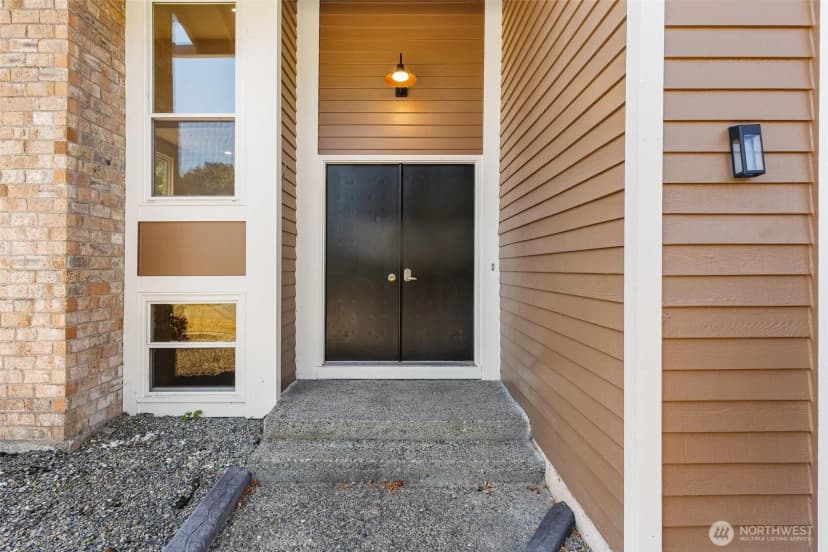 Property photo for 4203 Sw 328th Street, Federal Way photo 5