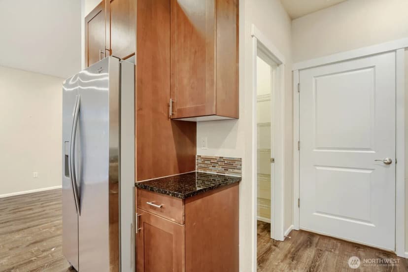 Property photo for 2063 S 263rd Street, Des Moines photo 12