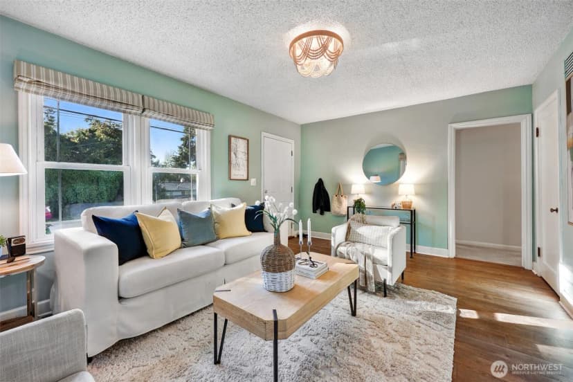 Property photo for 6712 18th Avenue Sw, Seattle photo 2
