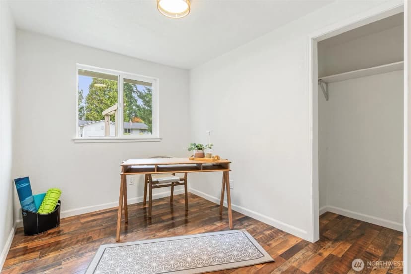 Property photo for 10229 27th Drive Se, Everett photo 23