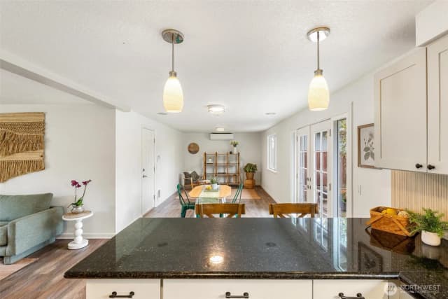 Property photo for 10229 27th Drive Se, Everett photo 4