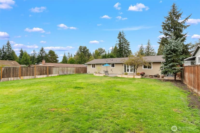 Property photo for 10229 27th Drive Se, Everett photo 7