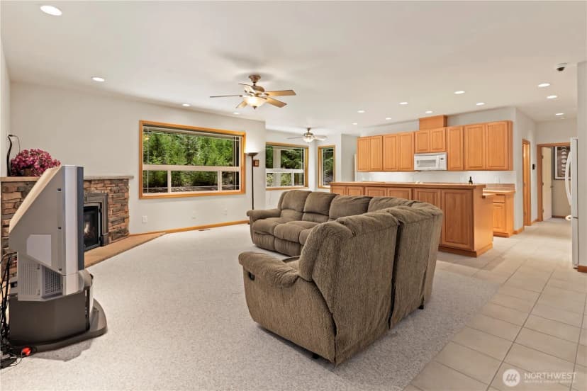Property photo for 980 Big Horn Way, Cle Elum photo 5