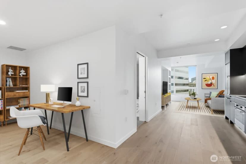 Property photo for 1808 Minor Avenue #2100, Seattle photo 3
