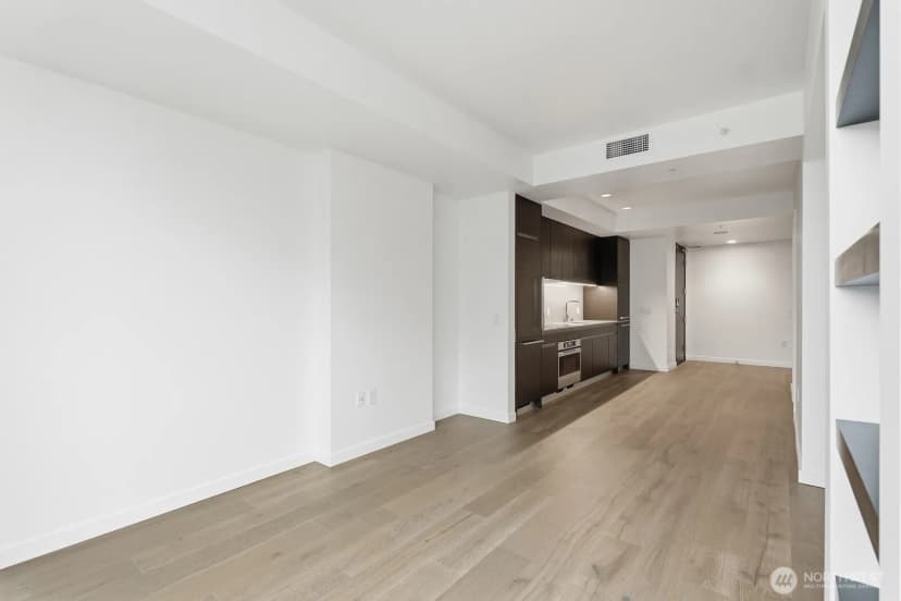 Property photo for 1808 Minor Avenue #2100, Seattle photo 6