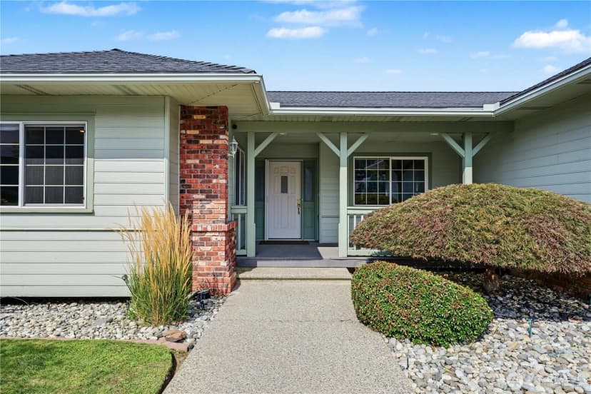 Property photo for 1716 Windsor Court, Wenatchee photo 2