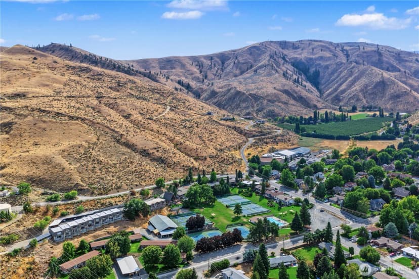 Property photo for 1716 Windsor Court, Wenatchee photo 39