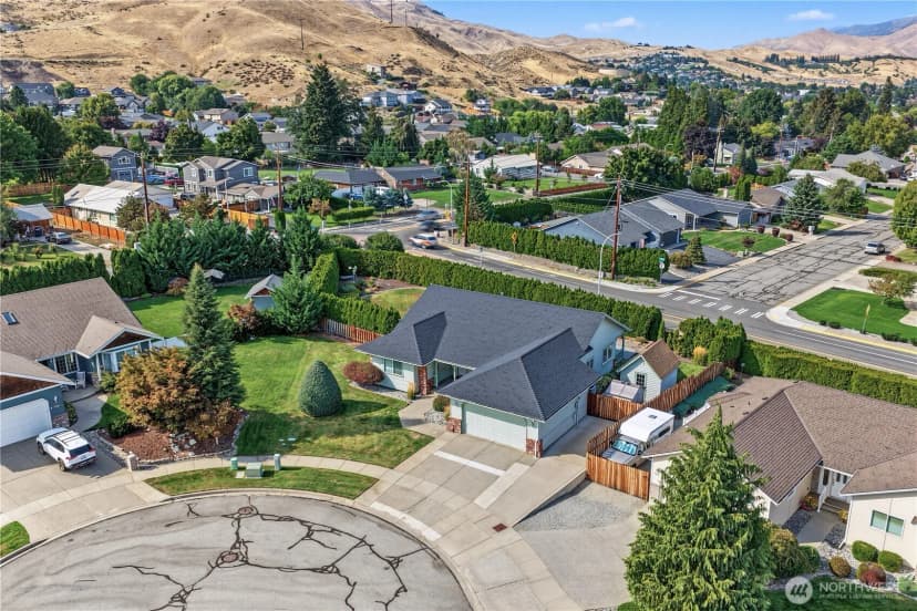 Property photo for 1716 Windsor Court, Wenatchee photo 36