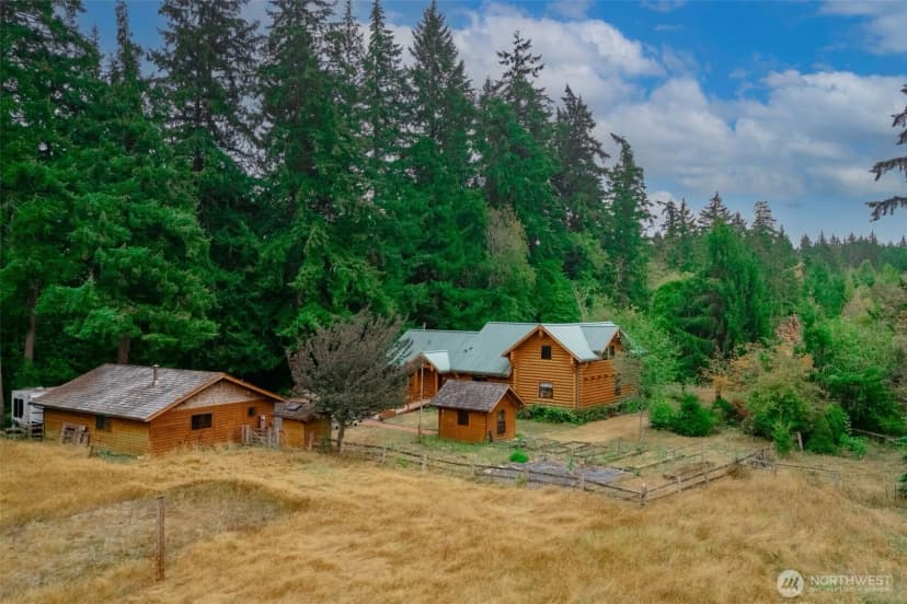 Property photo for 6133 Puget Beach Road Ne, Olympia photo 36