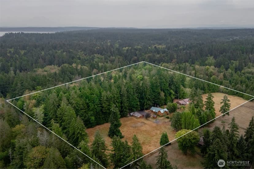Property photo for 6133 Puget Beach Road Ne, Olympia photo 35