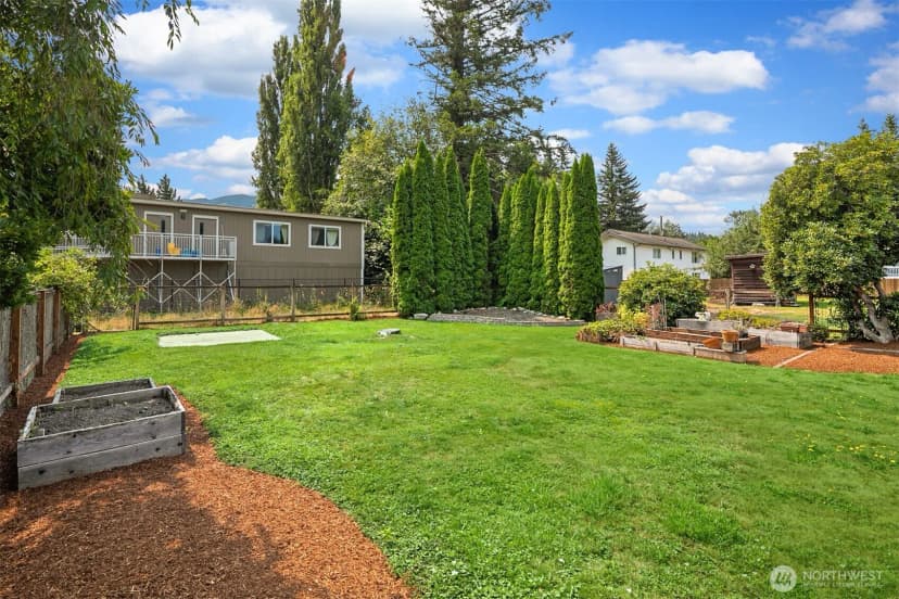 Property photo for 39151 Se Delta Street, Snoqualmie photo 2