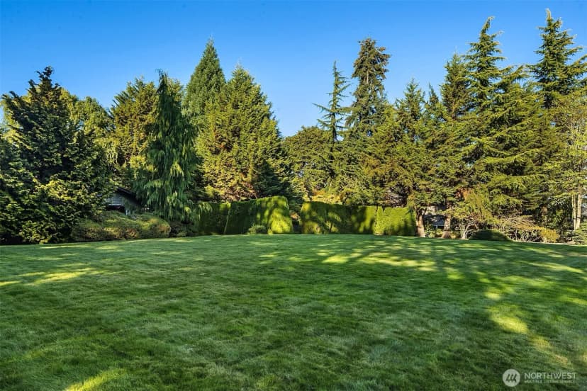 Property photo for 6031 126th Avenue Ne, Kirkland photo 30