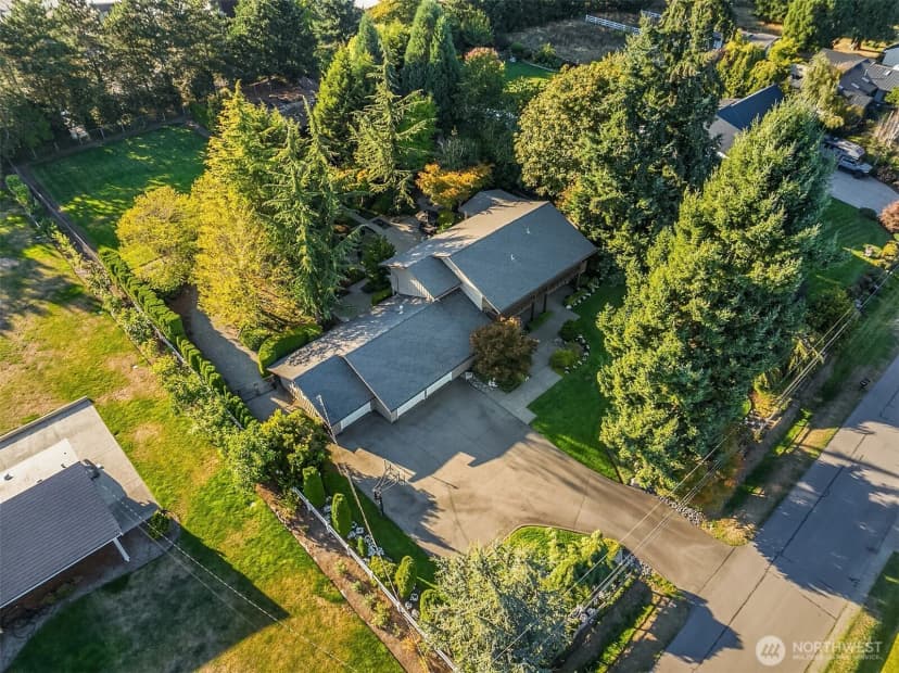 Property photo for 6031 126th Avenue Ne, Kirkland photo 39