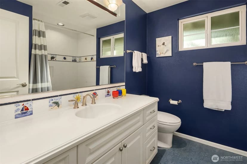 Property photo for 6031 126th Avenue Ne, Kirkland photo 19