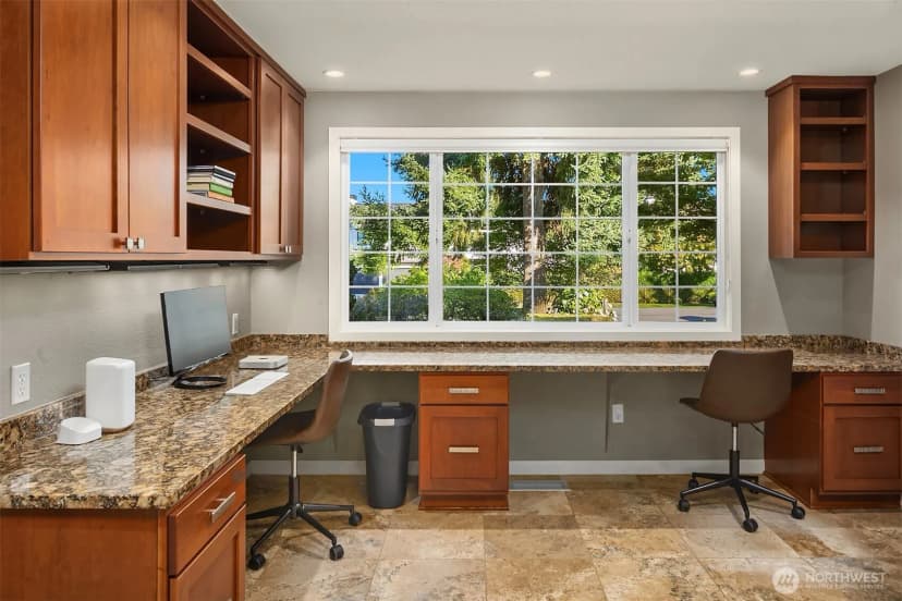 Property photo for 6031 126th Avenue Ne, Kirkland photo 12
