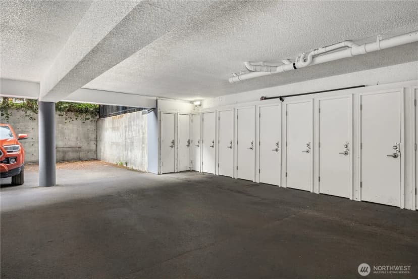 Property photo for 301 22nd Avenue E #1a, Seattle photo 15
