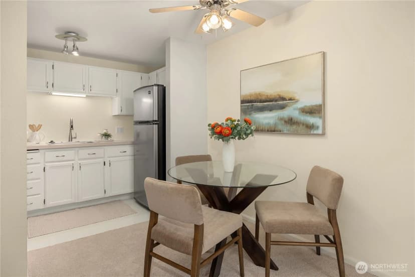 Property photo for 301 22nd Avenue E #1a, Seattle photo 7