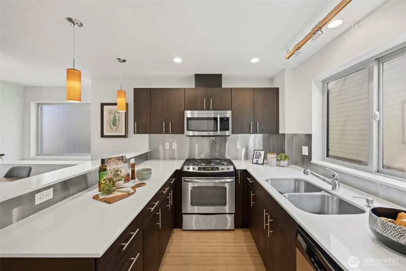 Property photo for 3926 S Brandon Street #b, Seattle photo 11