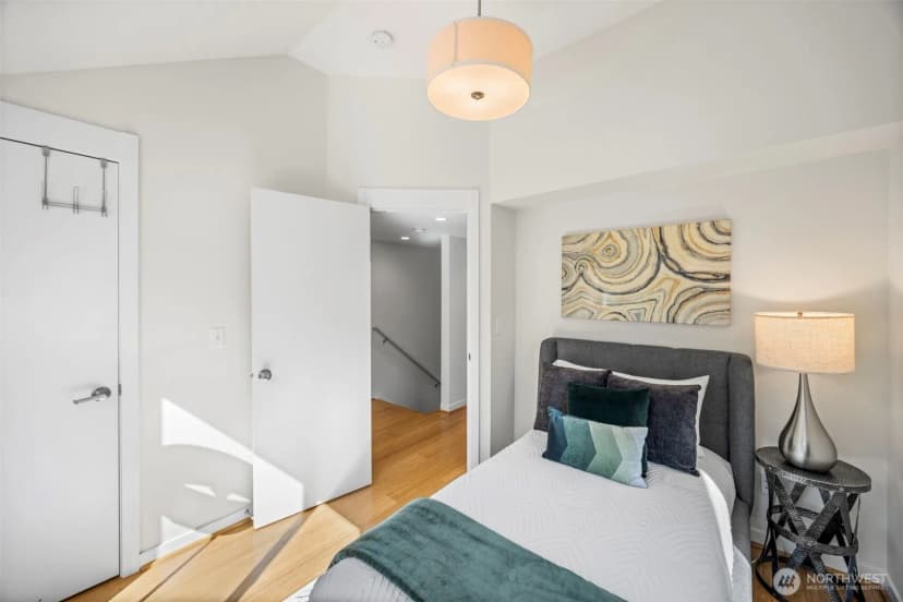 Property photo for 3926 S Brandon Street #b, Seattle photo 31