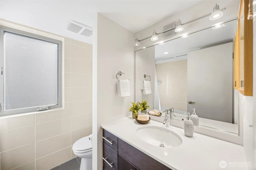 Property photo for 3926 S Brandon Street #b, Seattle photo 28
