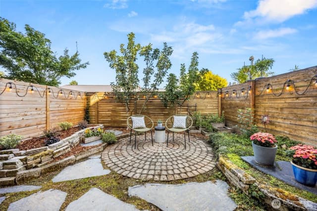 Property photo for 3926 S Brandon Street #b, Seattle photo 4