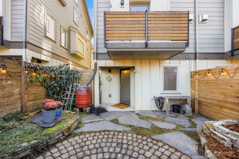 Property photo for 3926 S Brandon Street #b, Seattle photo 6