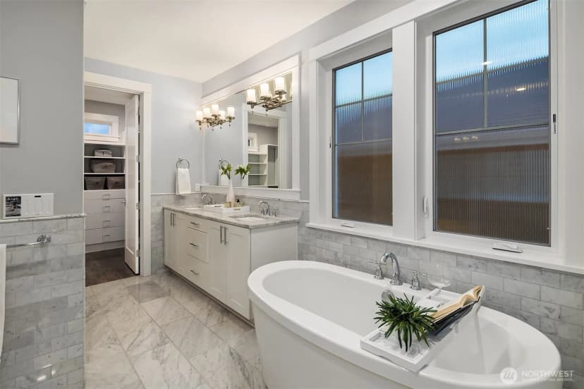 Property photo for 111 Ne 63rd Street, Seattle photo 14