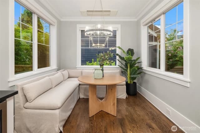 Property photo for 111 Ne 63rd Street, Seattle photo 5