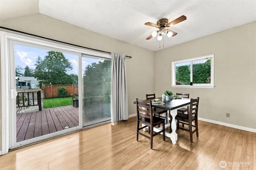 Property photo for 1140 N Cambrian Avenue, Bremerton photo 10