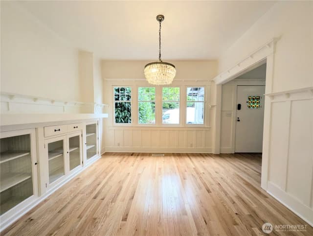 Property photo for 1713 33rd Avenue, Seattle photo 3