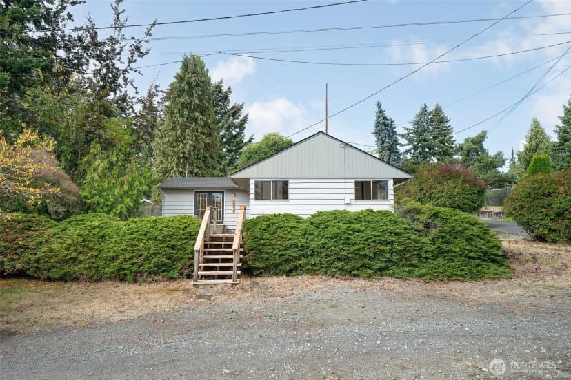 Property photo for 10915 North Park Avenue N, Seattle