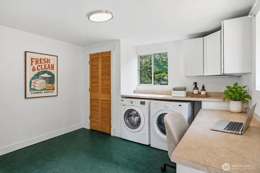 Property photo for 10915 North Park Avenue N, Seattle photo 20