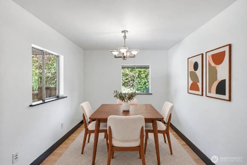 Property photo for 10915 North Park Avenue N, Seattle photo 8