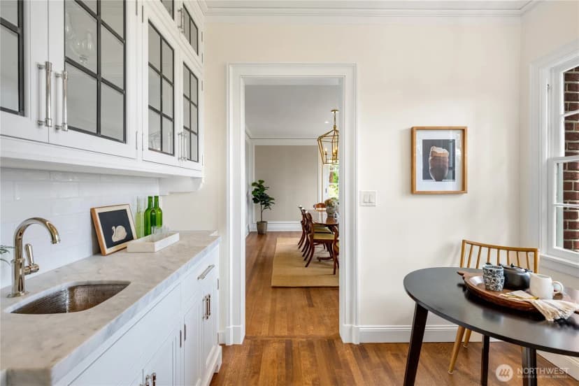 Property photo for 700 Mcgilvra Boulevard E, Seattle photo 18